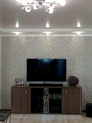 Героїв Національної Гвардії України просп., 11