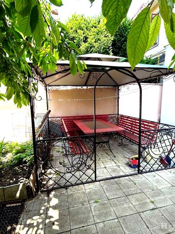 Сдаётся в аренду трёхэтажный дом в Совиньоне. Панорама моря!