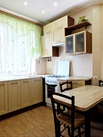 Григорія Сковороди вул. (Пушкінська), 40