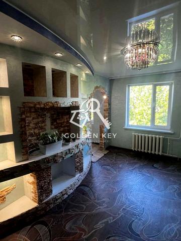 Ювілейний , 5