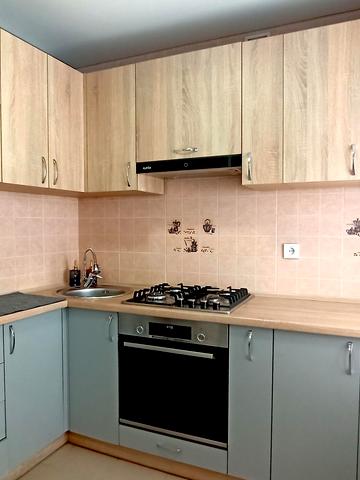 Кобилянського вул., 199