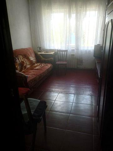 Продам квартиру у селі Гоголів