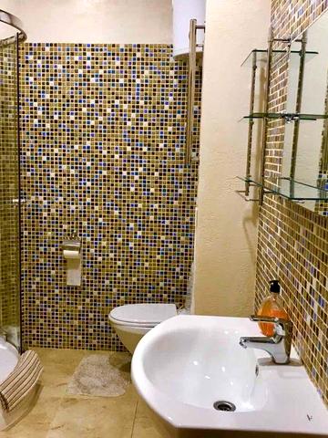 СРОЧНО  2 комн  ЖК Ливадия Французский бульвар 2 сан узл ЖИВОТНЫМИ