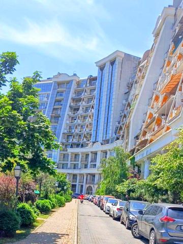 Аркадійське плато вул. (Гагаринське плато), 5/3