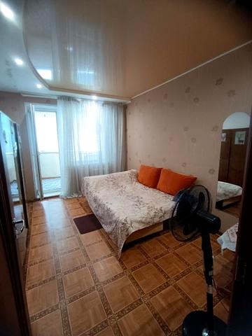 Апартаменты трехкомнатные с двумя балконами. Фрунзе-КРЕС