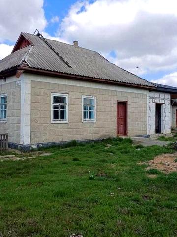Продам житловий будинок
Будинок та земельна ділянка за адресою с-ще Г