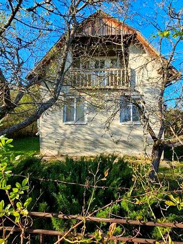Продається житловий будинок\дача на околиці курортного м.Моршин...