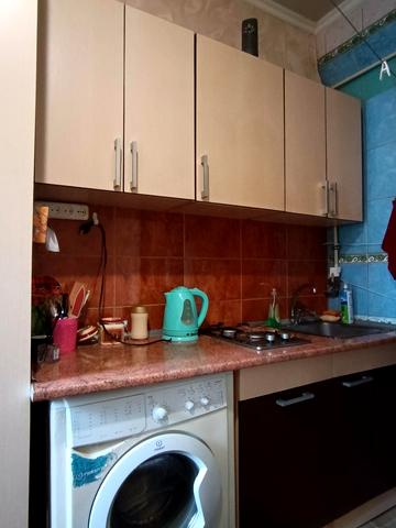 Озерянська вул. (Муранова), 76