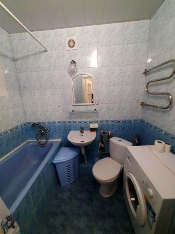 Чорновола вул., 38