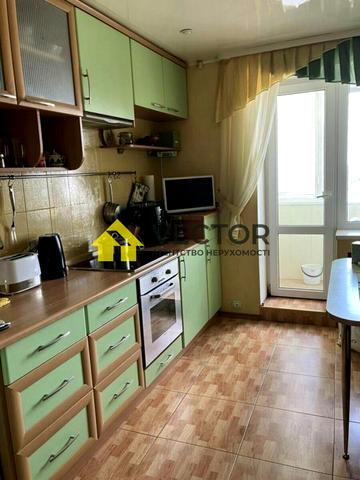 Євгена Коновальця бульв. (Маршала Конєва), 1