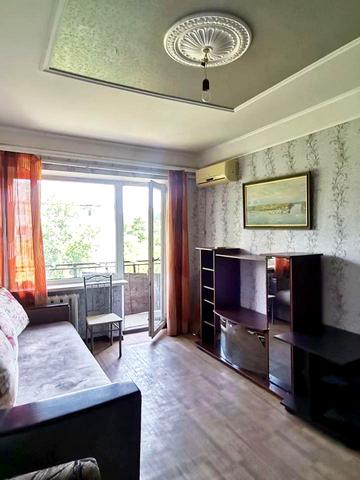 Центральний бульв., 9