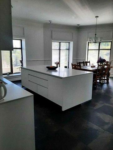 с. Застугна. Респектабельный дом в стиле Арт-Деко 300 м2