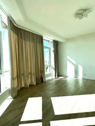 Італійський бульв., 3