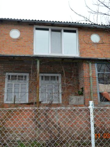 Астрономічна, 37