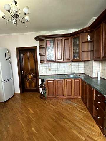 Продаж 4к Квартира Миру вулиця