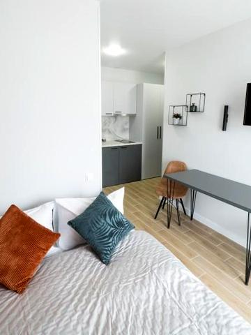 MYFREEDOM апартаменты в ЖК Нивки парк