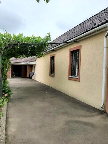 Продається гарний будинок для великої  родини