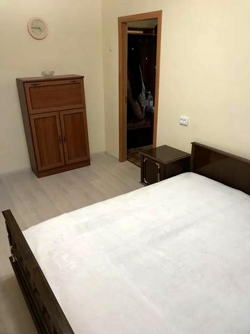 Героїв Десантників вул., 33