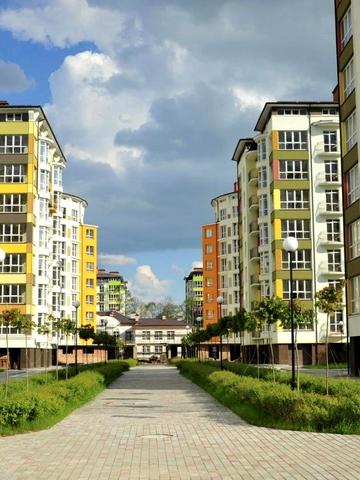 Слобідська вул., 13