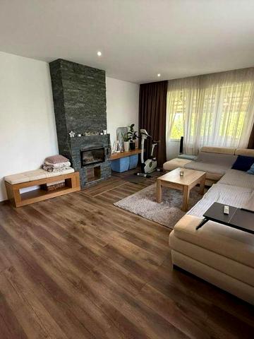 Василя Стуса вул., 34