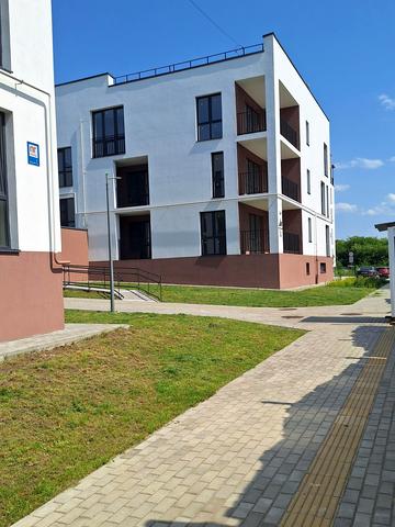 Надійна вул., 7