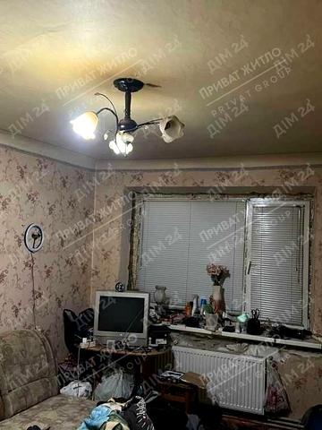 Максима Дудченка вул., 1