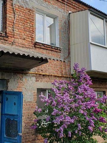 Трикімнатна квартира з земельною ділянкою 10 соток. Чикалівка