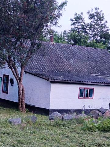 Продається будинок м.Звенигородка вул.Богдана Хмельницького 78..