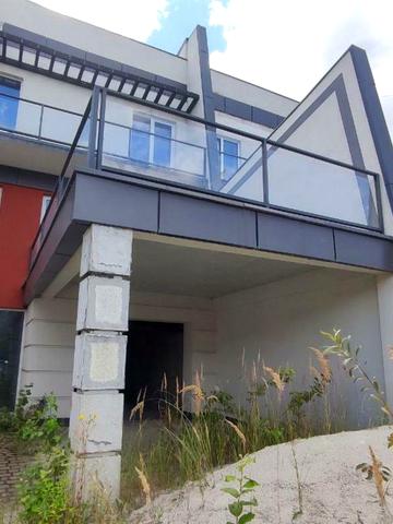 Наварійська вул.