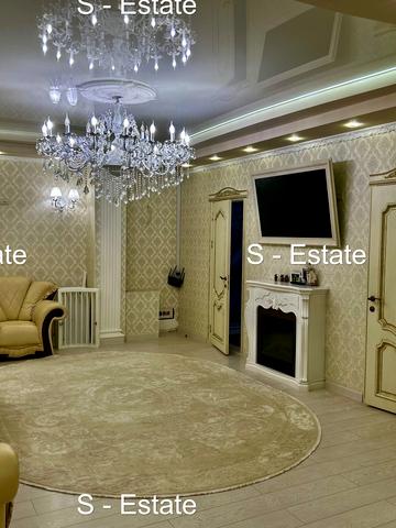 Переяславська вул., 23 к1