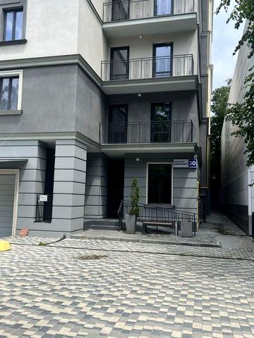 Сдам смарт на проспекте шевченко в Олемпийце возле Дворца Спорта