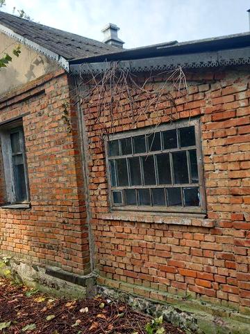 Продам будинок з ділянкою