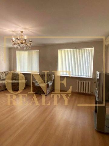 Левка Лукяненка вул. (Маршала Тимошенка), 2/4