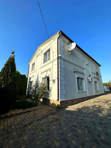 Зелена вул., 7