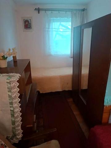 Здам квартиру з частковими зручностями