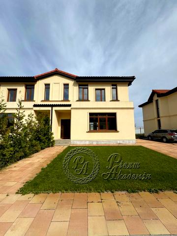 Городищенська, 1