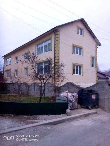 Продаю Будинок у м.Чортків