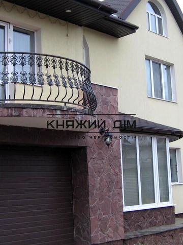 Кринична вул., 12