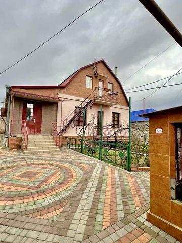 Оранжерейна вул., 112