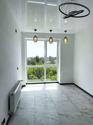 Біла вул., 1Б