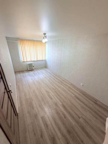 ВЛАСНИК Однокімнатна квартира м. Чортків