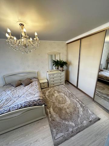 Добровольців вул. (Маршала Говорова), 10/6