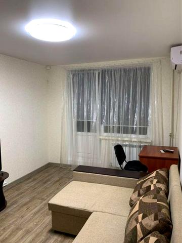 Продам 1х квартиру возле метро Победа