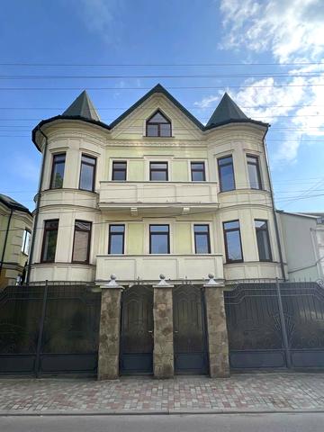 Республіканська вул., 14а