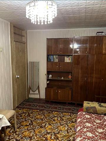 Продаж 2к Квартира Хмельницького Богдана вулиця