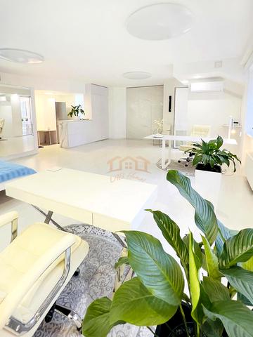 Лесі Українки вул., 62-Б