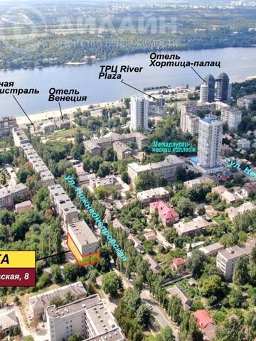 Нижньодніпровська вул., 8
