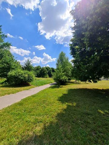 Агрономічна вул., 40