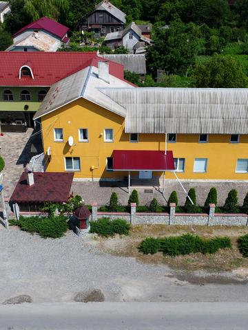 Центральна, 126