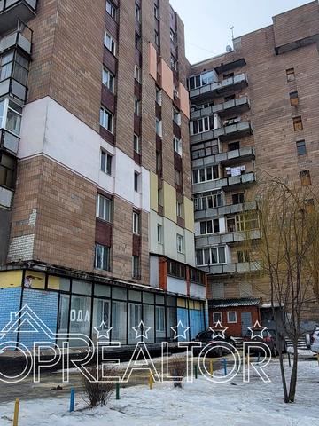 Дзюби просп., 4